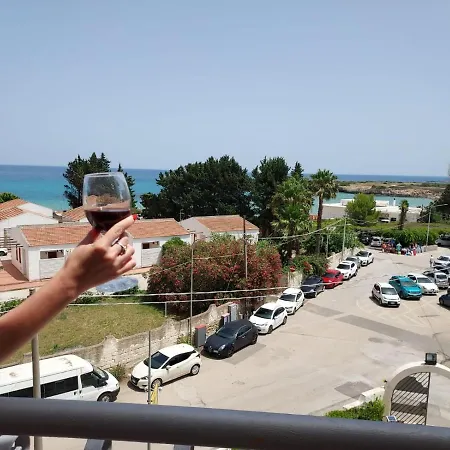 Arenella Beach Rooms Guest house Arenella (Syracuse)
